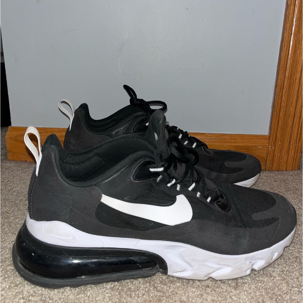 Nike AirMax 270 React